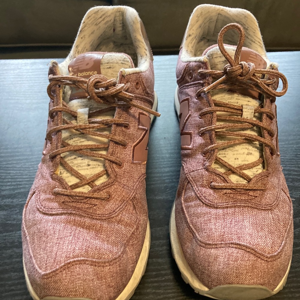 New Balance women’s sneakers